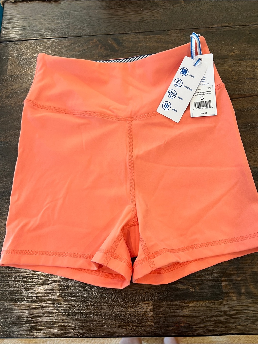 Southern Tide biker/athletic shorts NWT